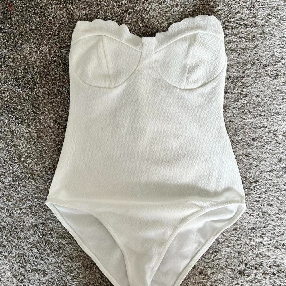 White scalloped bodysuit